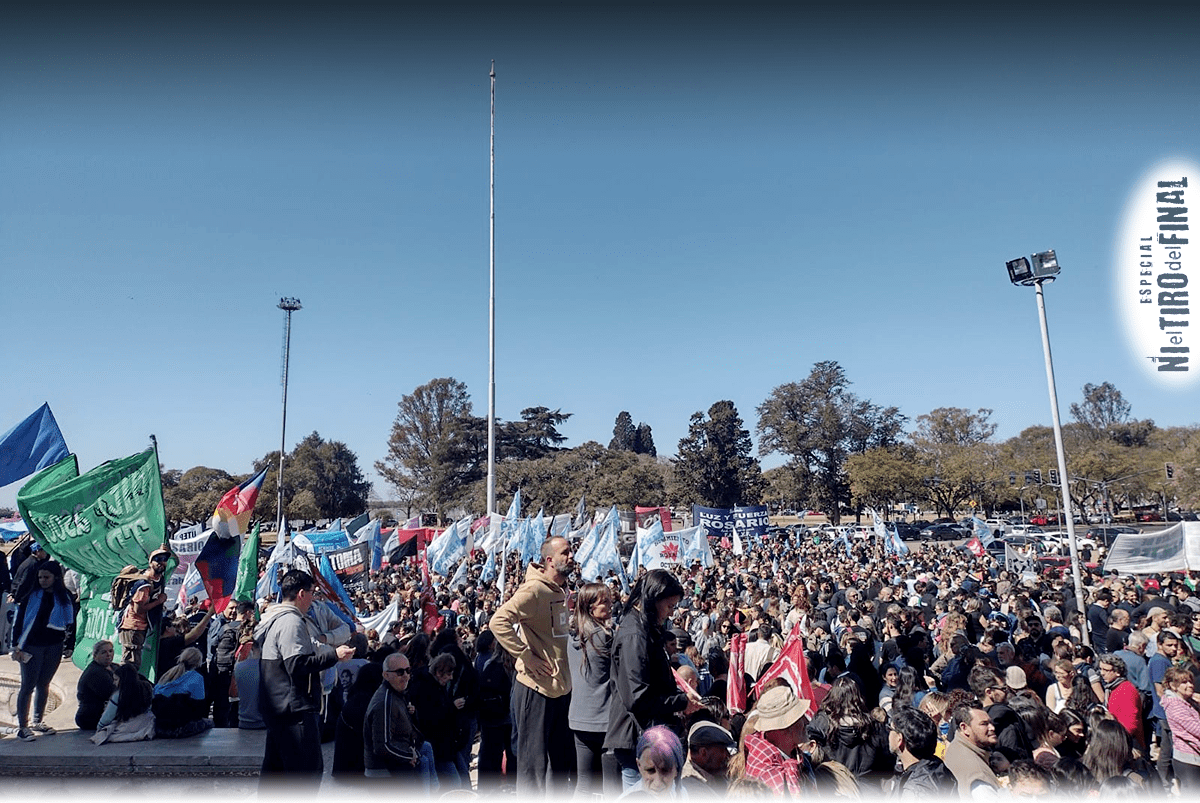 LA PLAZA. EL SUCESO. LA MEMORIA.